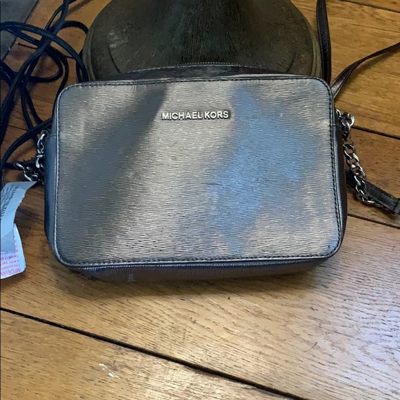 Michael Kors CrossBody - Picture 1 of 2
